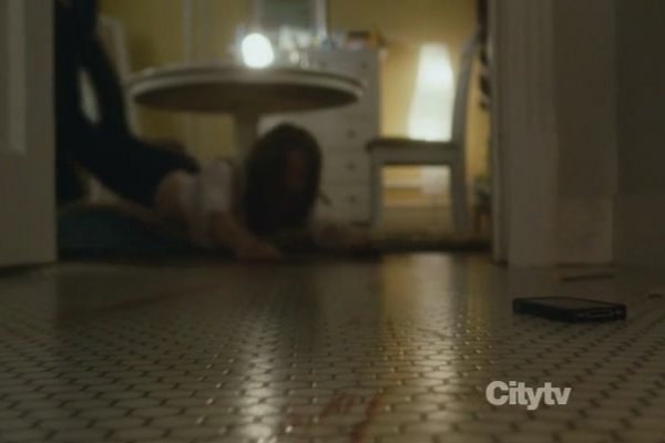 Titulky k 666 Park Avenue S01E03 - The Dead Don't Stay Dead