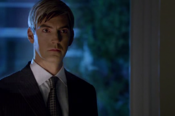 Titulky k Almost Human S01E11 - Disrupt