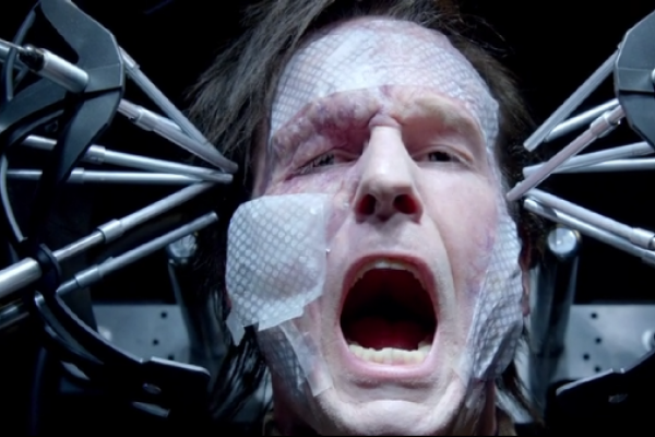 Titulky k Almost Human S01E12 - Beholder