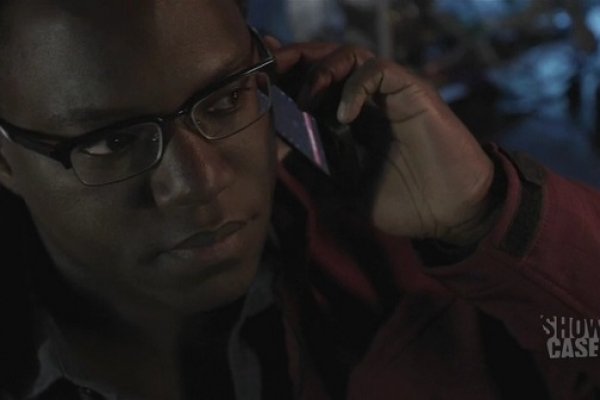 Titulky k Continuum S02E11 - Second Guess