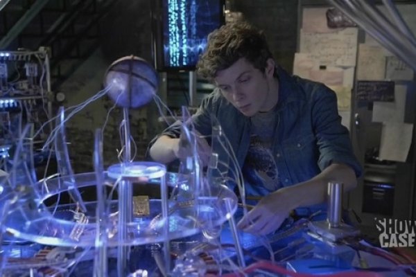 Titulky k Continuum S02E12 - Second Last