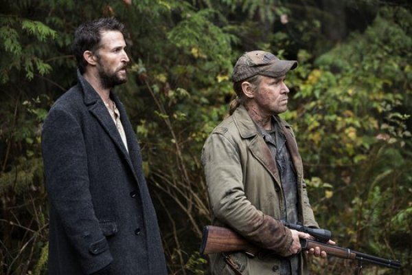 Titulky k Falling Skies S04E05 - Mind Wars