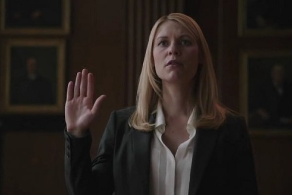 Titulky k Homeland S03E01 - Tin Man Is Down