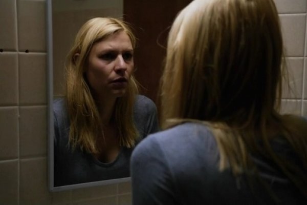 Titulky k Homeland S03E03 - Tower of David