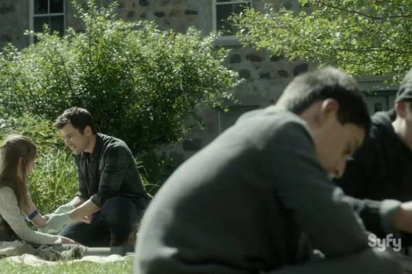 Titulky k Helix S02E03 - Scion