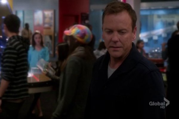 Titulky k Touch S01E08 - Zone of Exclusion