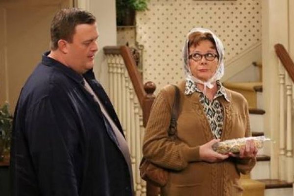 Titulky k Mike and Molly S04E10 - Weekend at Peggy's