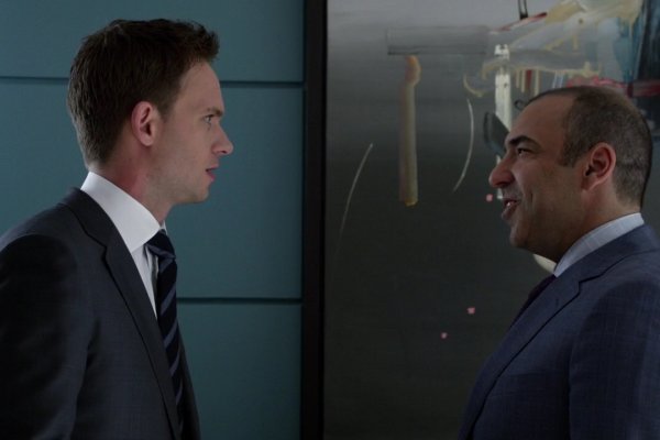 Titulky k Suits S04E11 - Enough Is Enough