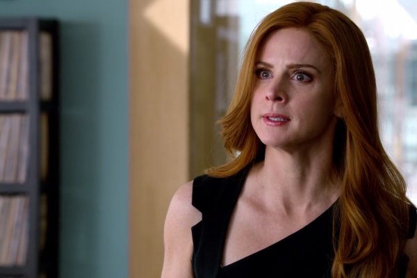 Titulky k Suits S04E15 - Intent