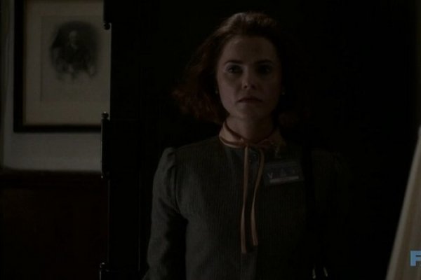 Titulky k The Americans S02E06 - Behind the Red Door