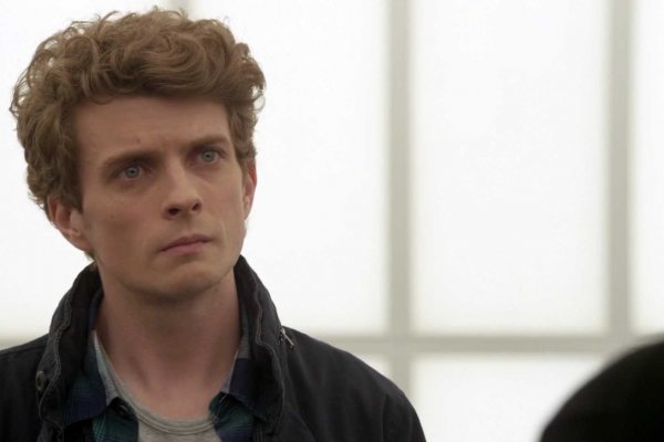 Titulky k Continuum S04E04 - Zero Hour