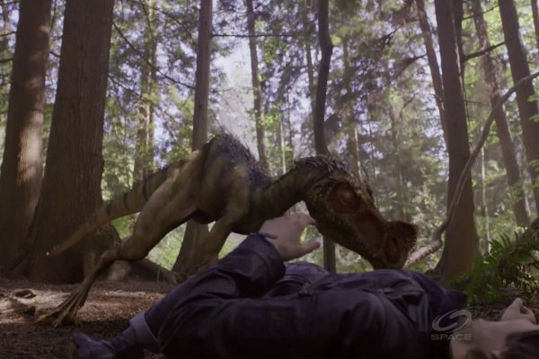 Titulky k Primeval: New World S01E07 - Babes in the Woods