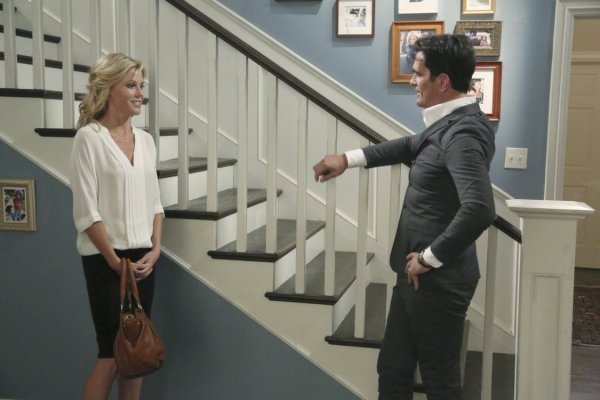 Titulky k Modern Family S05E05 - The Late Show