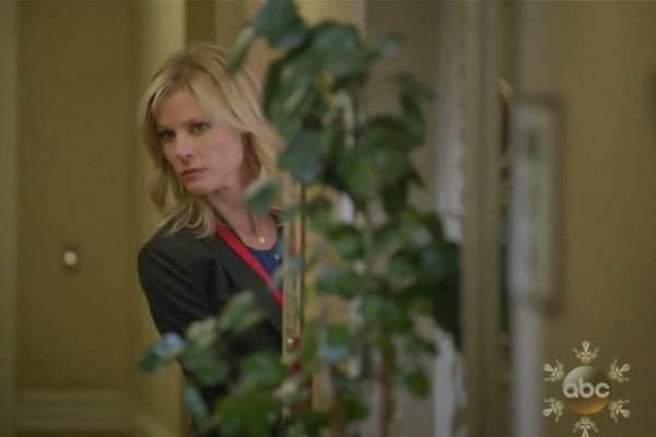 Titulky k Modern Family S05E08 - ClosetCon '13