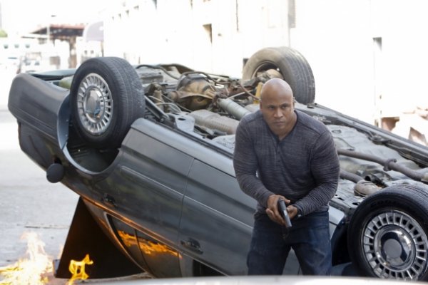 Titulky k NCIS: Los Angeles S05E04 - Reznikov, N.
