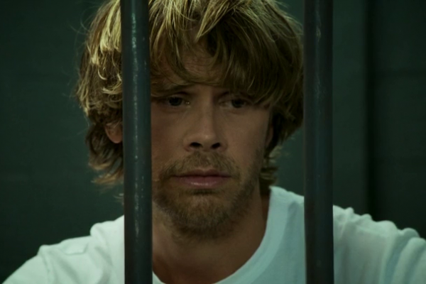 Titulky k NCIS: Los Angeles S07E10 - Internal Affairs