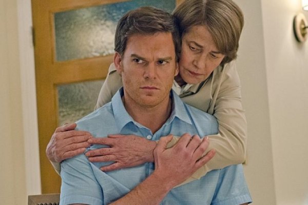 Titulky k Dexter S08E02 - Every Silver Lining...