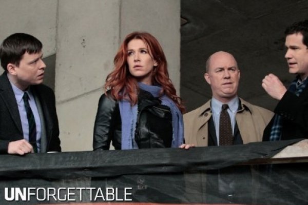 Titulky k Unforgettable S01E12 - Butterfly Effect