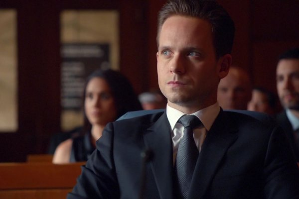 Titulky k Suits S05E15 - Tick Tock