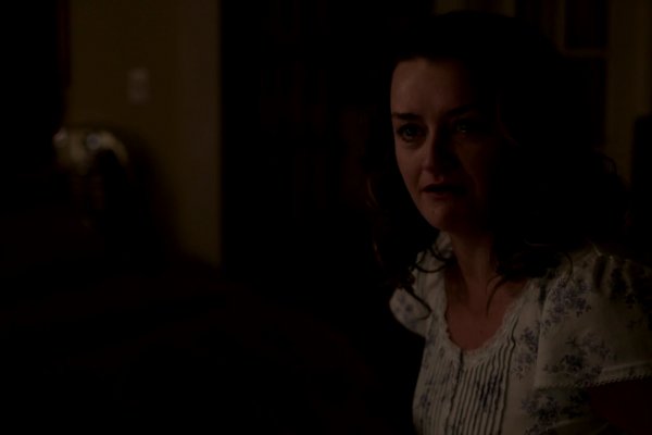 Titulky k The Americans S04E01 - Glanders