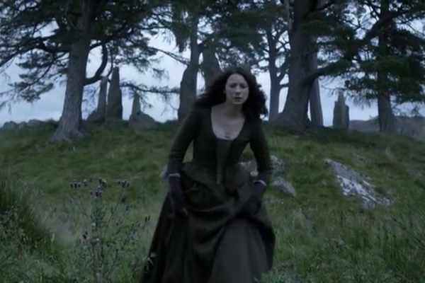 Titulky k Outlander S02E01 - Through a Glass, Darkly