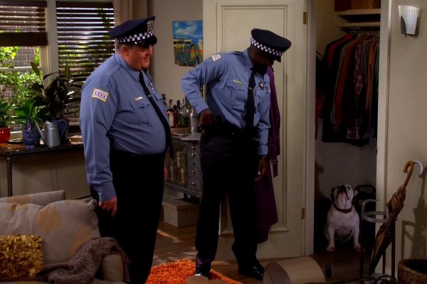 Titulky k Mike and Molly S06E07 - Weekend with Birdie