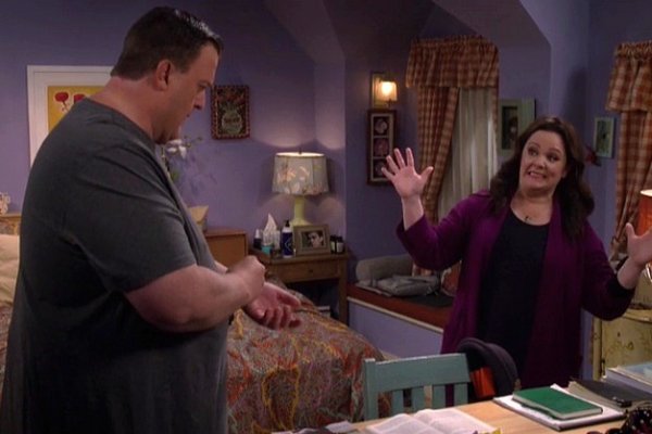 Titulky k Mike and Molly S06E09 - Baby, Please Don't Go
