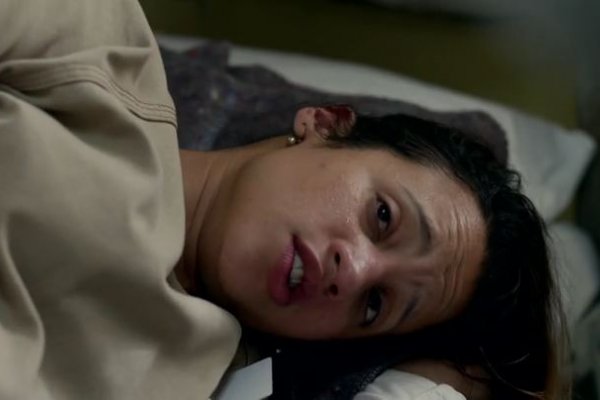Titulky k Orange Is the New Black S03E12 - Don't Make Me Come Back There