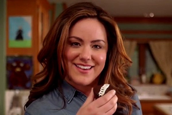 Titulky k American Housewife S01E01 - Pilot