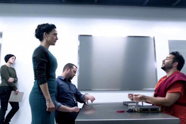 Titulky k Blindspot S02E14 - Borrow or Rob