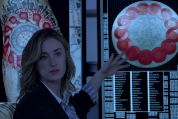 Titulky k Blindspot S02E15 - Draw O Caesar, Erase a Coward