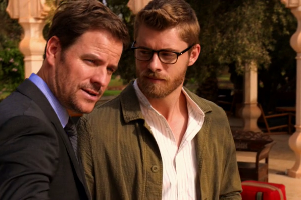 Titulky k Blindspot S03E09 - Hot Burning Flames