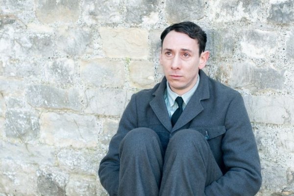 Titulky k Grantchester S06E07 - Episode #6.7